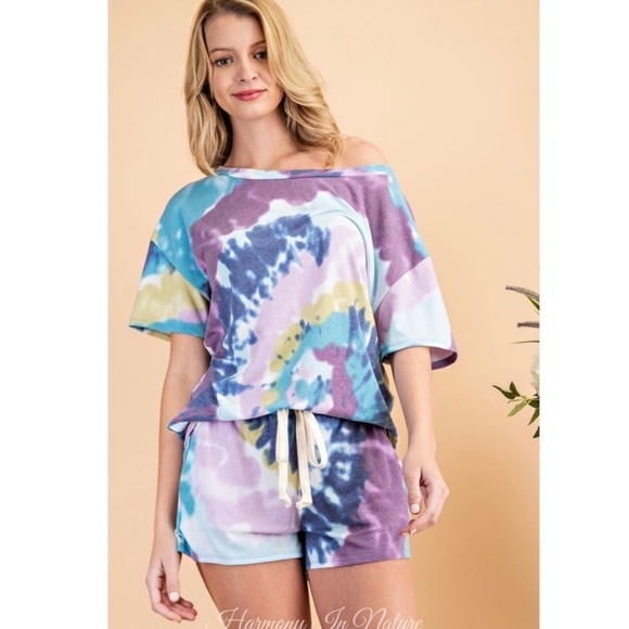 New! Clearance 🔥 Purple Spiral Tie Dye off shoulder beautiful Colors Top - Picture 5 of 11